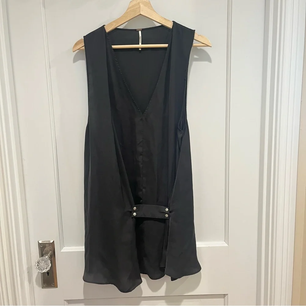 Free People Black V-Neck Sleeveless Mini Dress S
